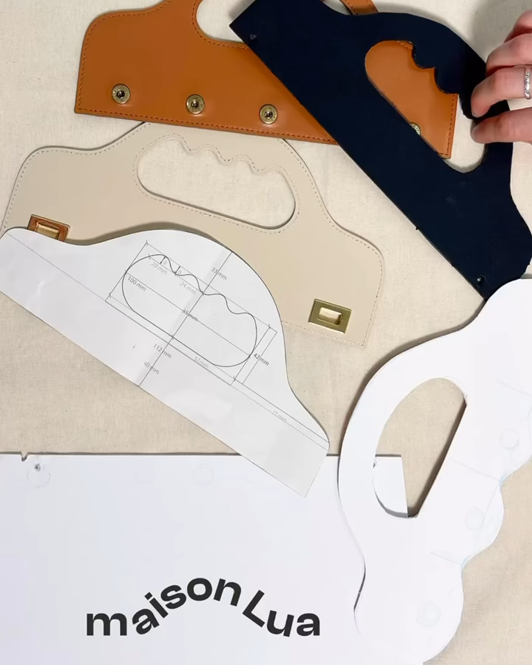 Le sac Lua porté assis